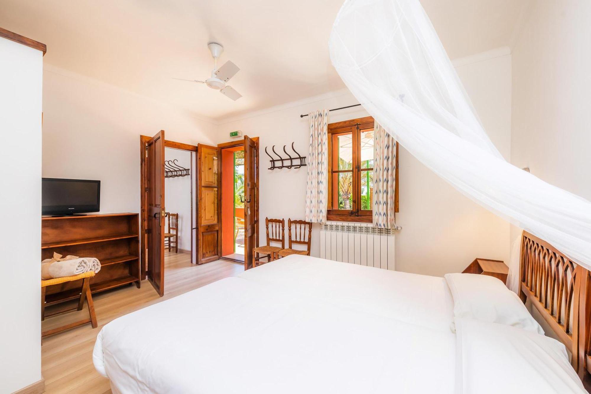Vakantiehuis Sa Rota Den Palerm Two Bedrooms *